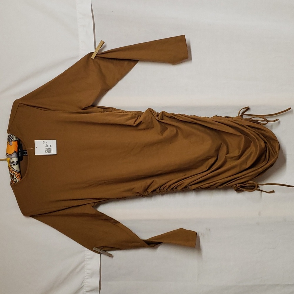 Forever  21 nwt med to large size  knit dress Body Con